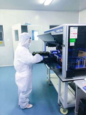 郴州市中心血站檢驗科醫生 血液安全的守護者